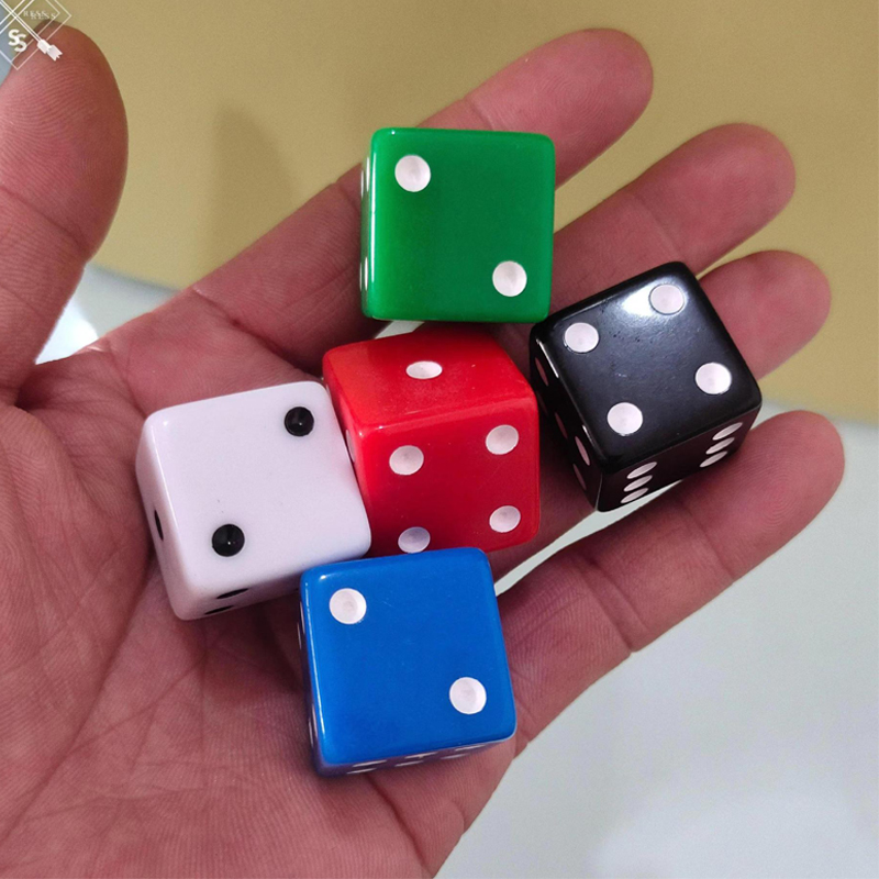 D6 Square Dice Cubes 25MM with - Party Games App recension och pris