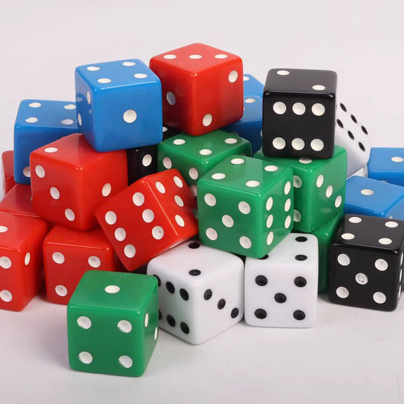 D6 Square Dice Cubes 25MM with - Party Games App recension och pris